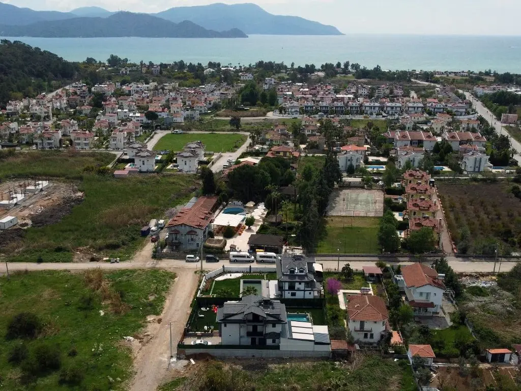 Real estate in Calis